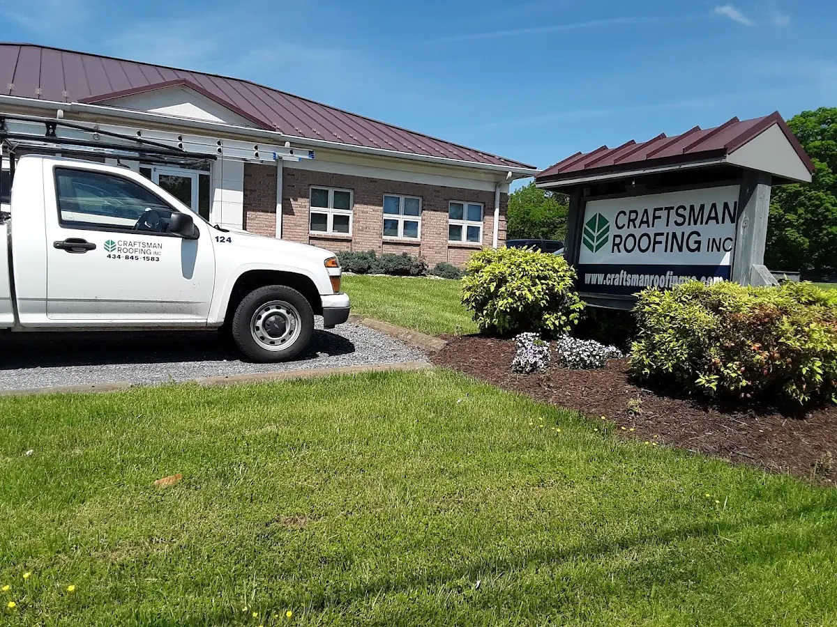 Quality Chimney Repair by experienced craftsmen in Oakhaven